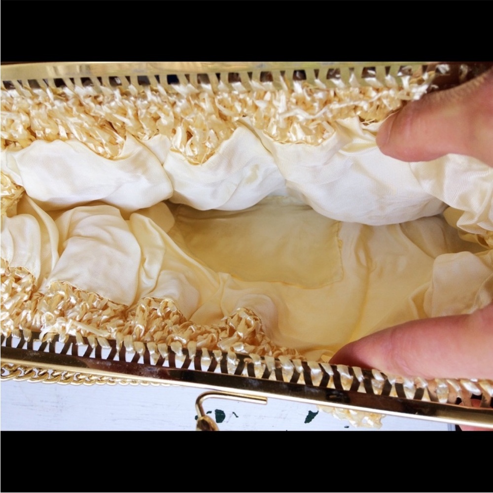Natural Yellow Raffia Woven Clutch - Picture 5 of 5